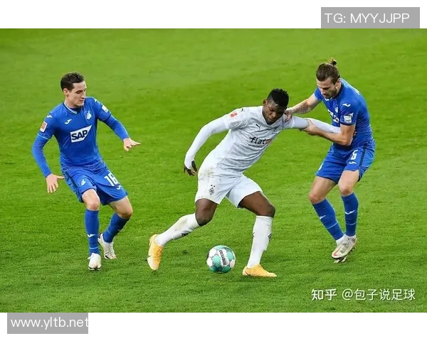 精彩足球赛事直播全程解说与互动话术文案分享