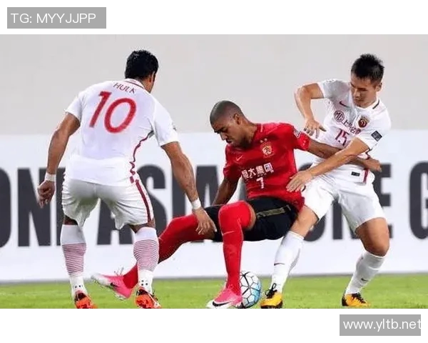 恒大与上港精彩对决录播回顾分析及赛后精彩瞬间分享